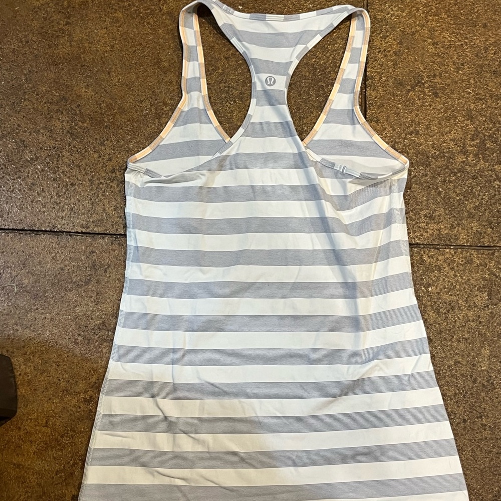 Lululemon tank top